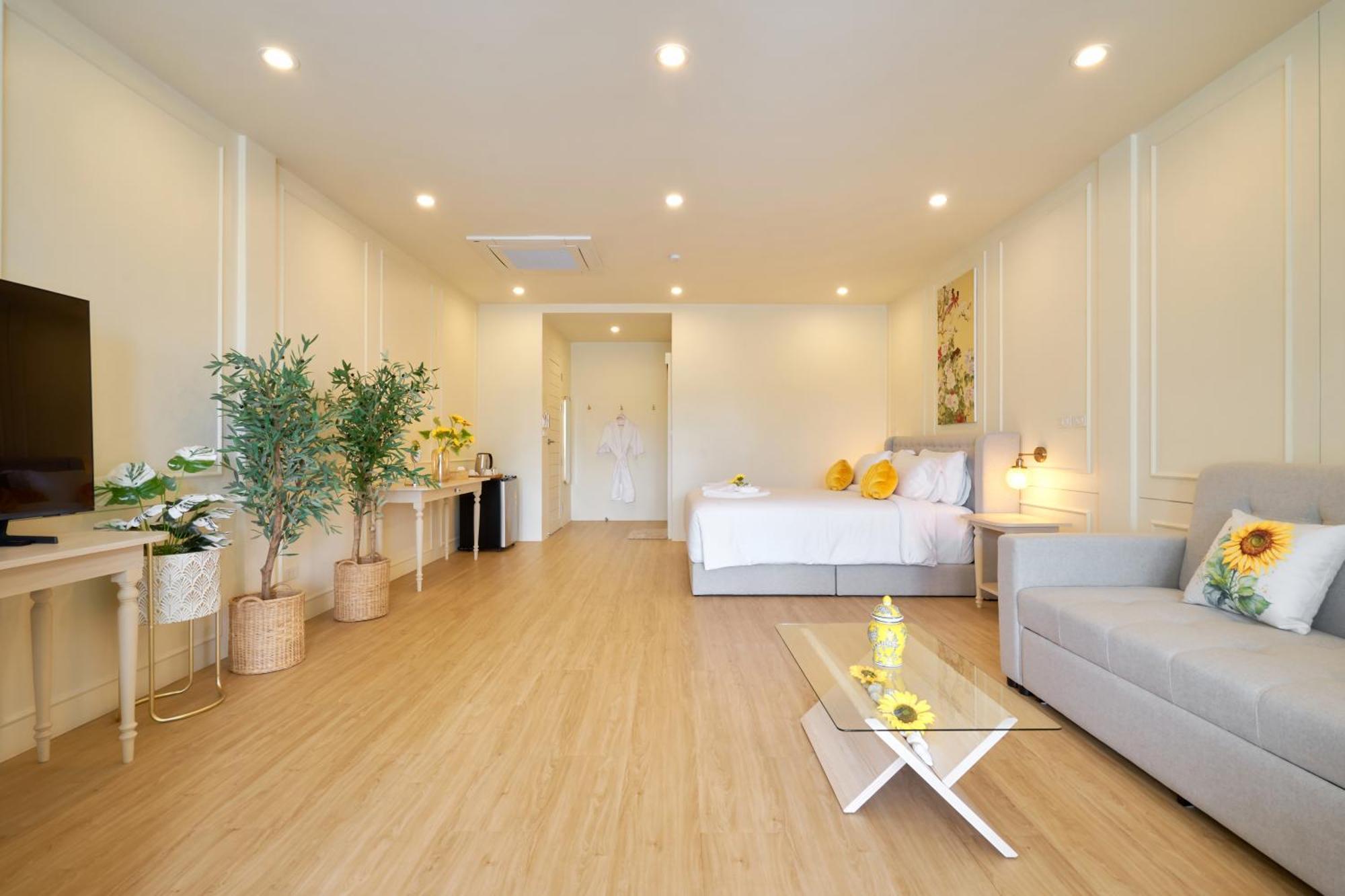 Hawa House Phuket Hotel Buitenkant foto