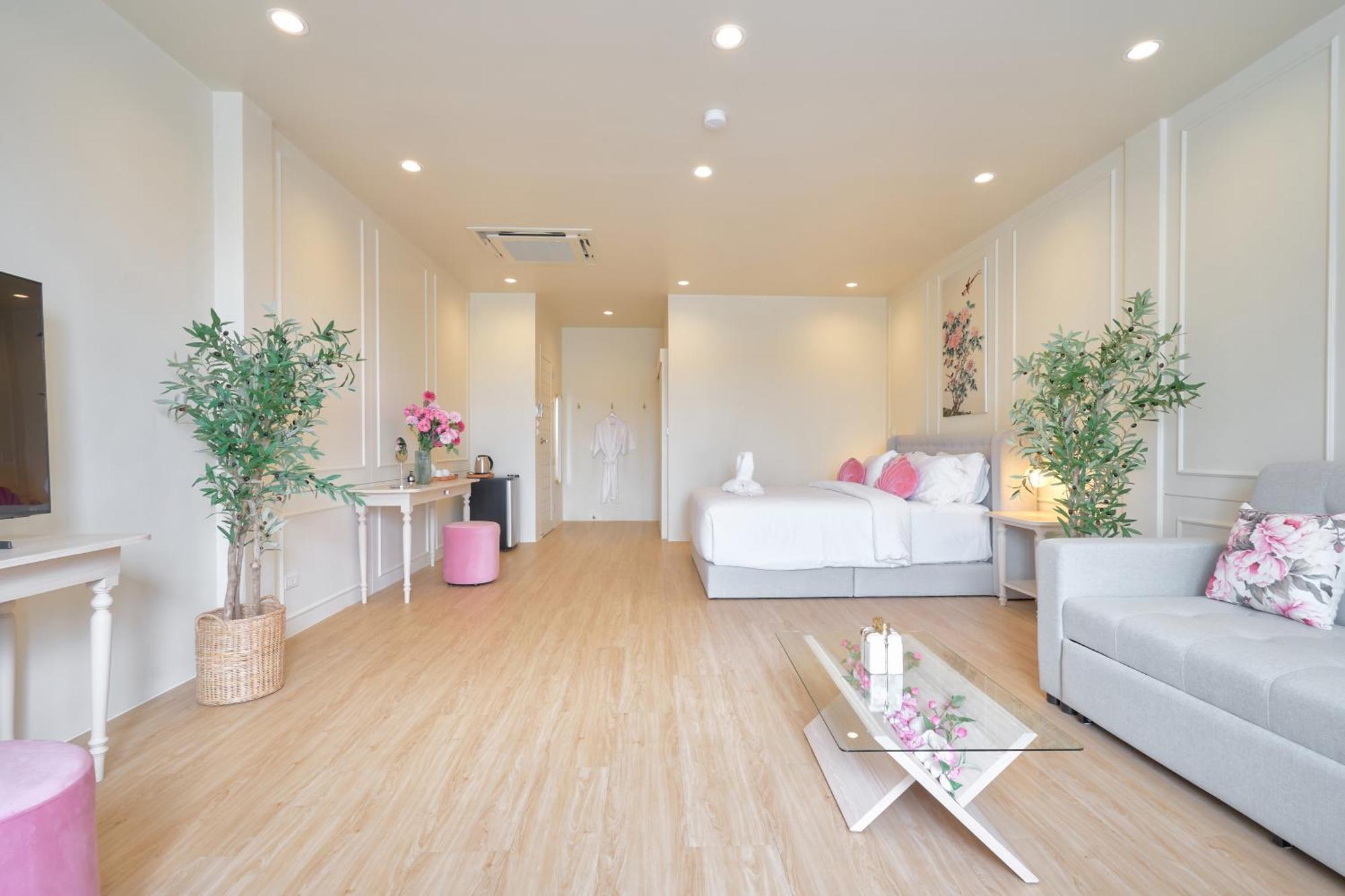 Hawa House Phuket Hotel Buitenkant foto