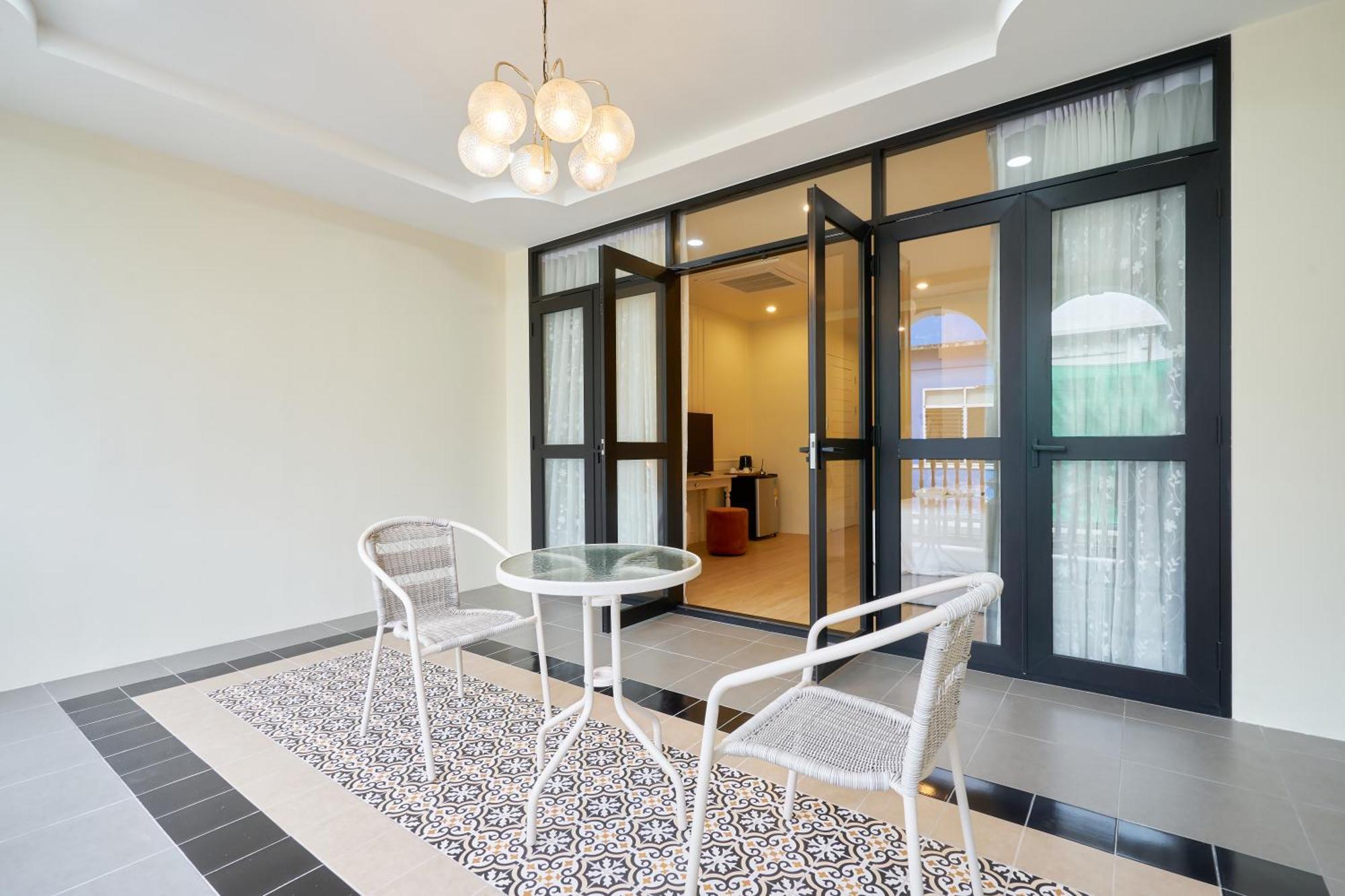 Hawa House Phuket Hotel Buitenkant foto