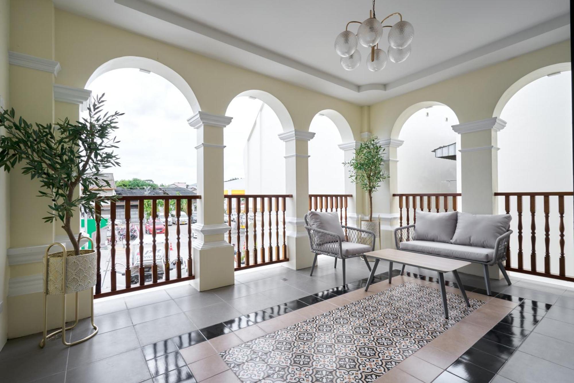 Hawa House Phuket Hotel Buitenkant foto